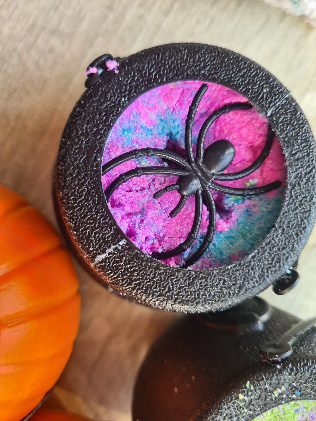 Flashing Cauldron Halloween Bath Bomb – Limited Edition