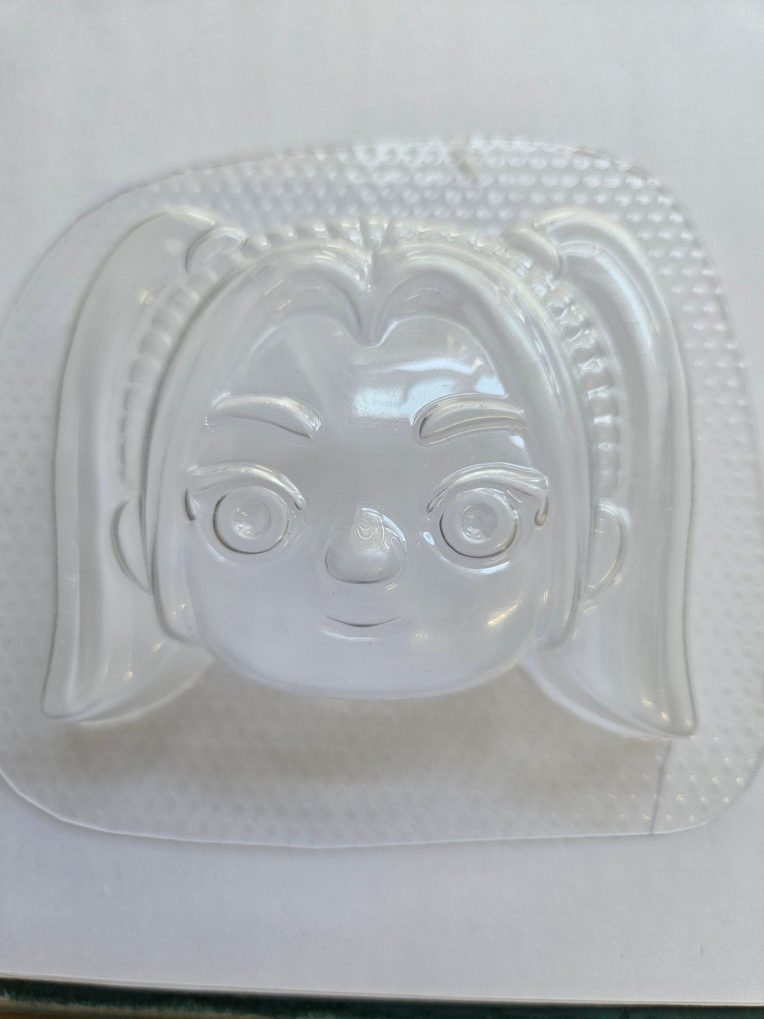 K Pop Girl Head Mira